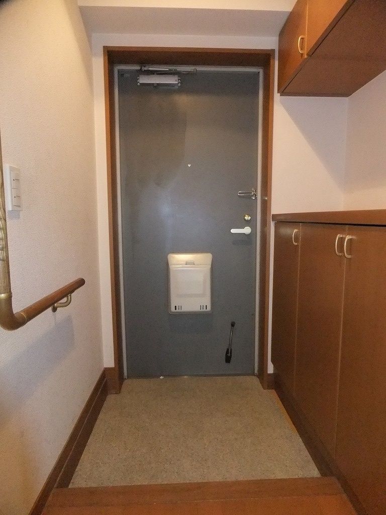 玄関　玄関(別部屋参考写真)