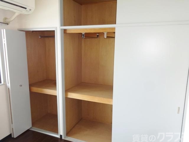 収納　奥行きのある収納スペース付き☆お荷物の多い方でも安心ですね！