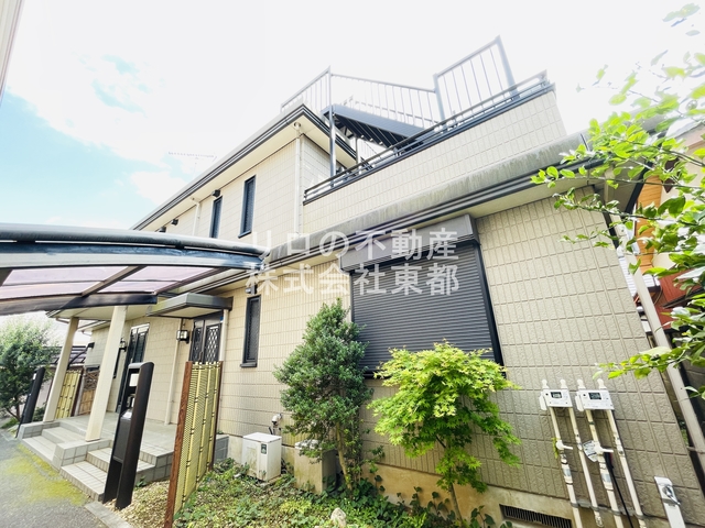 建物外観　調布駅徒歩５分の戸建☆２世帯住宅の賃貸です！