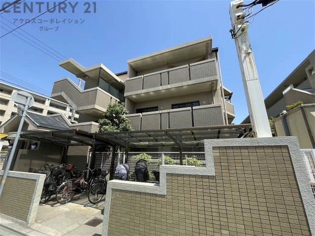 建物外観　TVモニター付きオートロック完備で安心♪