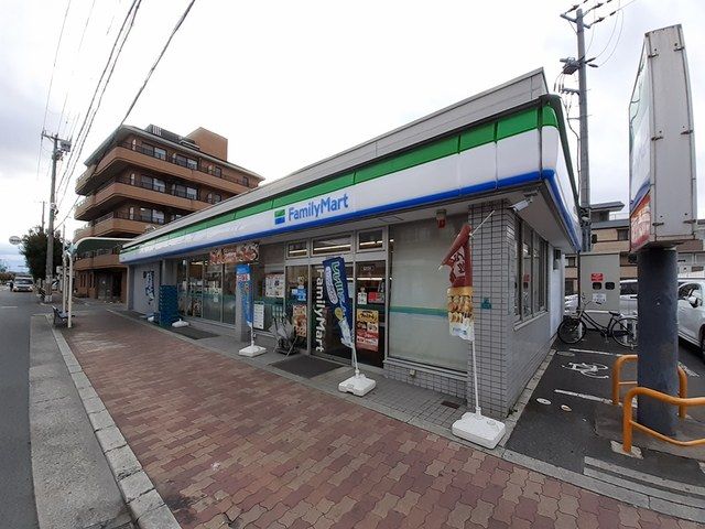 コンビニ　ファミリーマート加美正覚寺店様（コンビニ）まで250m
