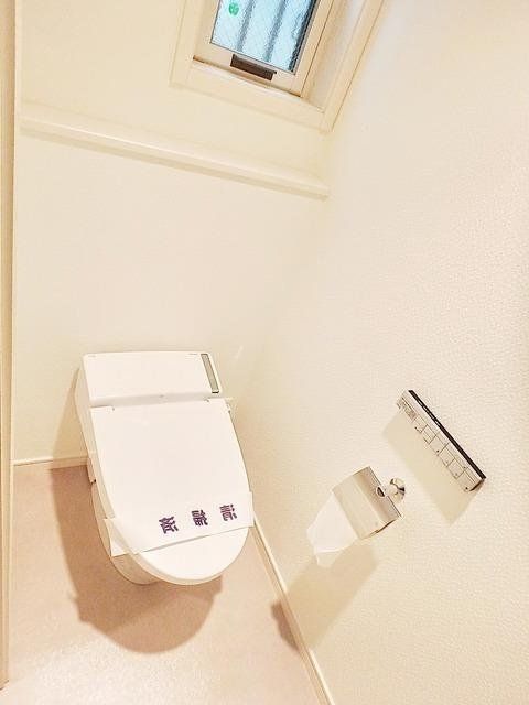 トイレ　★暖房便座付き★