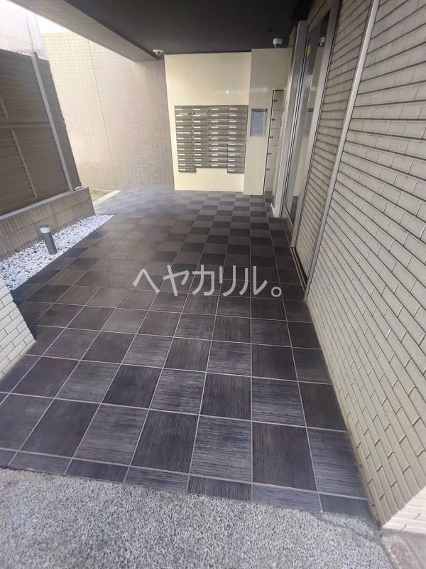 エントランス　同建物別部屋参考