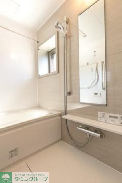 バス・シャワールーム　※写真は同タイプ住戸です。