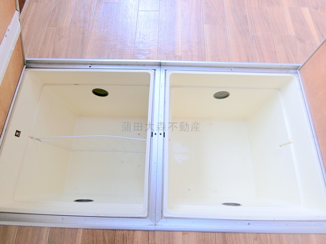収納　床下収納