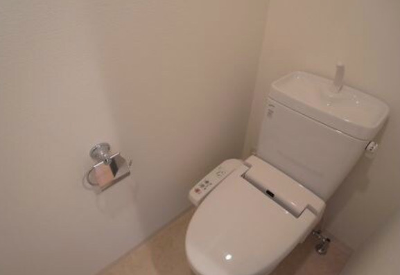 トイレ　＊別部屋参考写真