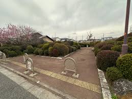 公園　烏山つつじ緑地（公園）まで674m