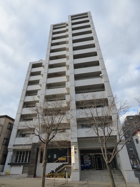 建物外観　便利な立地のマンションです