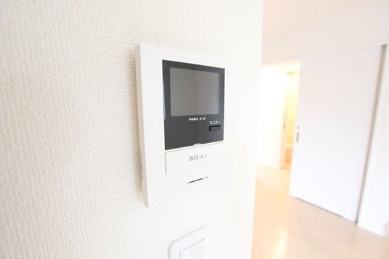 セキュリティ　モニター付きインターホン