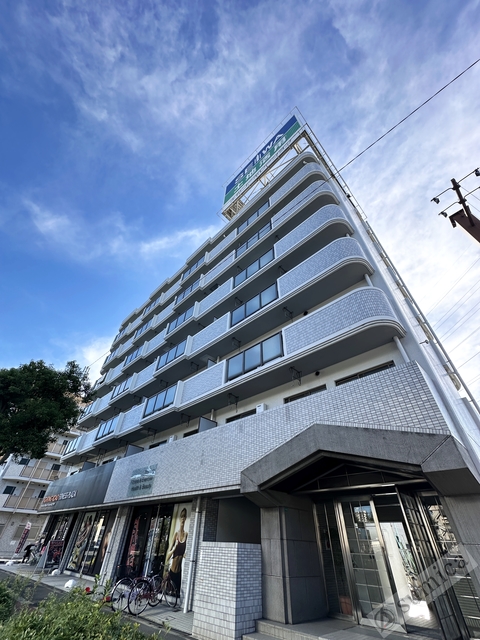 建物外観　鉄筋コンクリート造・ガッチリとした建物です♪