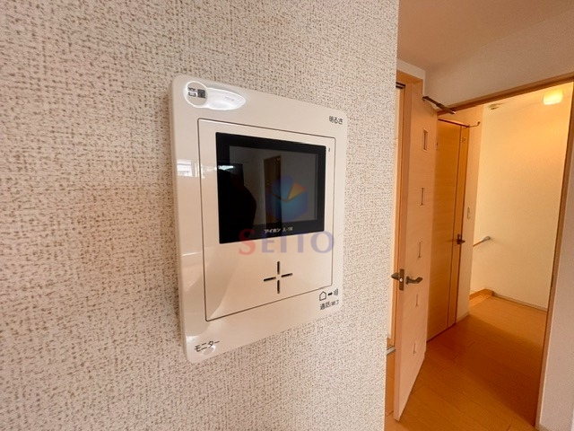 居室・リビング　同施工会社の参考写真です。