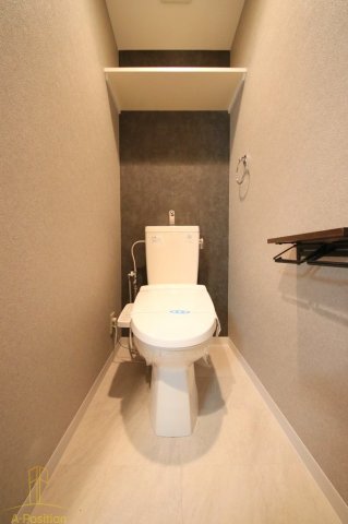 トイレ　グラマシー心斎橋東