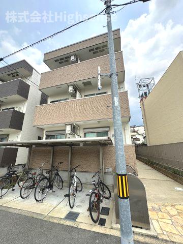 建物外観　外観は落ち着いています