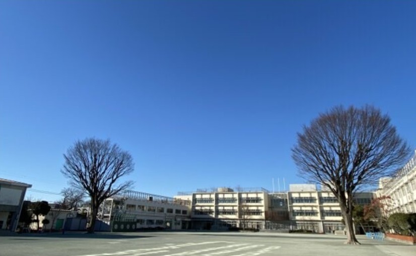 小学校　世田谷区立桜町小学校（小学校）まで600m