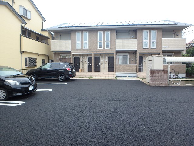 駐車場　お問い合わせは048-772-8202