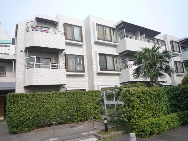 建物外観　★明大前駅から徒歩１０分★