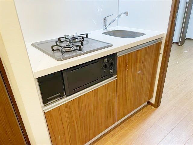 キッチン　※同タイプの別のお部屋です。