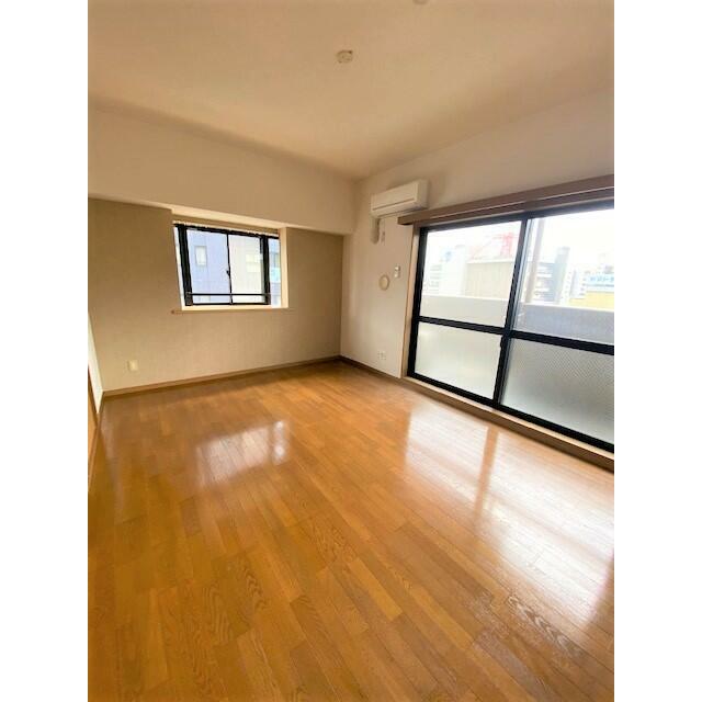 居室・リビング　角部屋