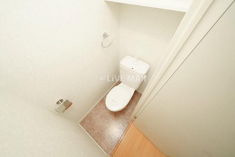 トイレ　※同マンション参考写真