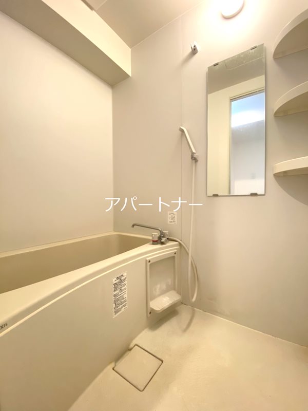 バス・シャワールーム　詳しくは『アパートナー鹿児島』で検索！！