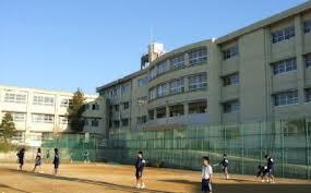 中学校　西宮市立山口中学校（中学校）まで694m