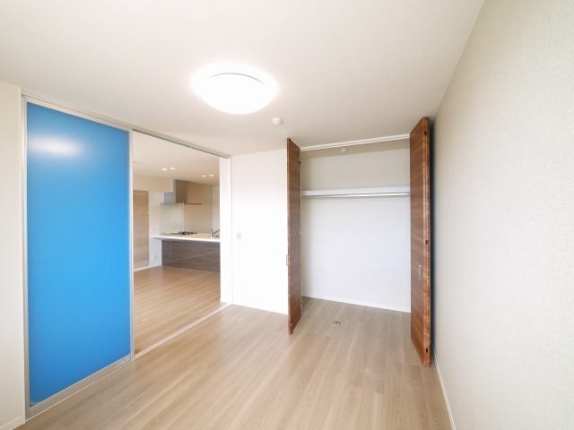 その他部屋・スペース　落ち着いて過ごせるお部屋なので、寝室にいかがでしょうか