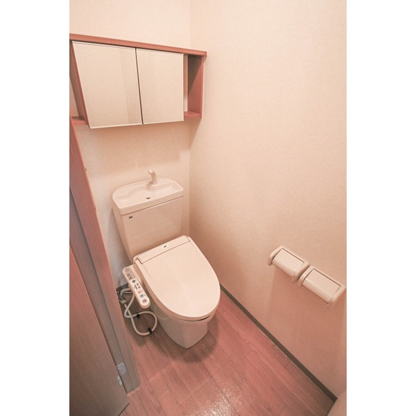 トイレ　同じ建物の別なお部屋