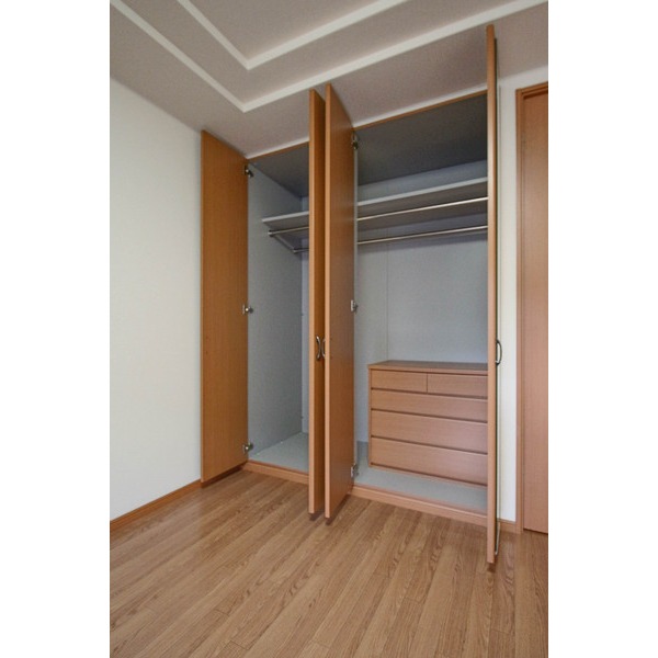 収納　同じ建物の別なお部屋