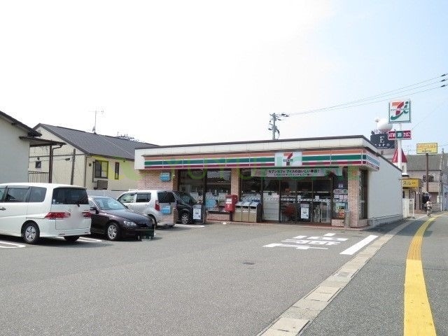 コンビニ　セブンイレブン福岡和白1丁目店（コンビニ）まで220m