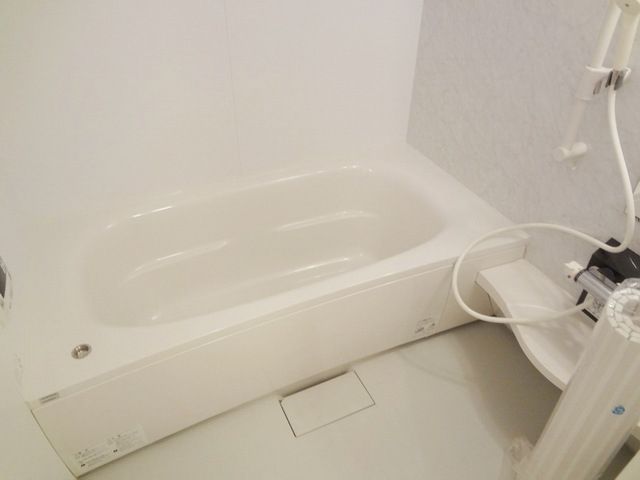 バス・シャワールーム　★広々とした一坪バス★
