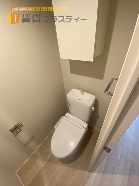 トイレ　快適な温水洗浄暖房便座付き