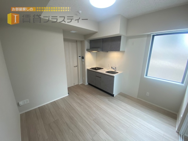 居室・リビング　角部屋につき通風・採光良好です◎