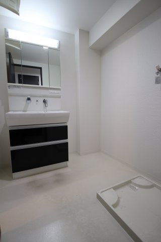 洗面設備　忙しい朝には欠かせない洗面所です