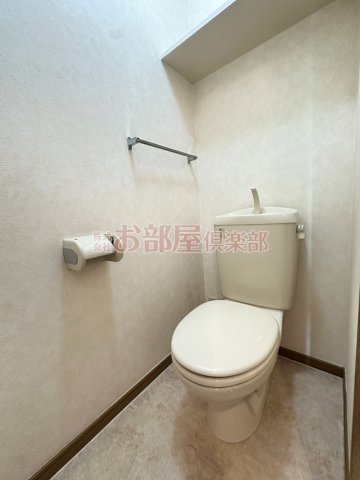 トイレ　落ち着いたトイレです
