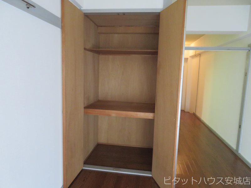 収納　同物件別部屋