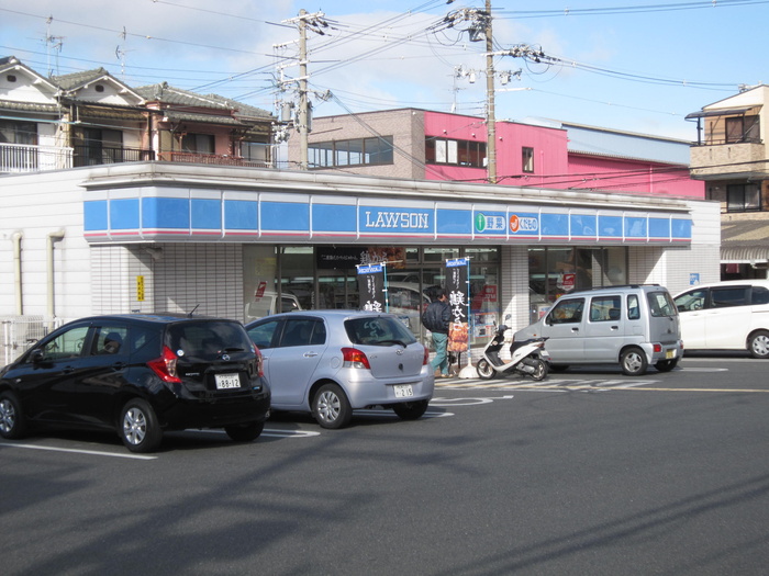 コンビニ　ローソン（コンビニ）まで765m