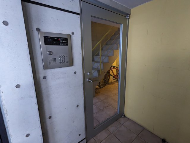 エントランス　エントランス
