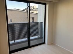 居室・リビング　写真は同タイプ住居です。