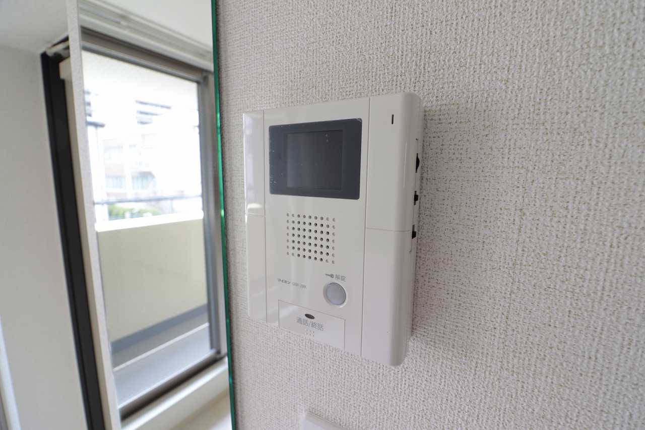 セキュリティ　※同物件、別部屋の写真です。