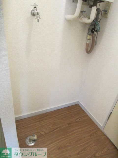 洗面設備　★室内に洗濯機がおけます★