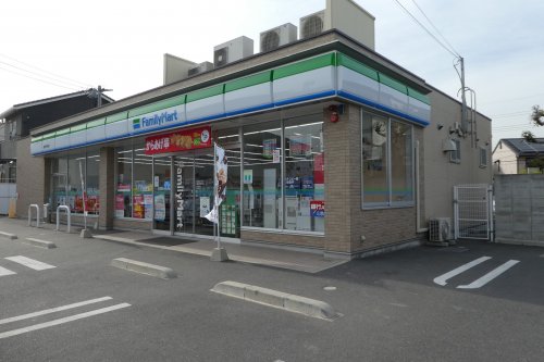 コンビニ　ファミリーマート 倉敷平田南店（コンビニ）まで641m