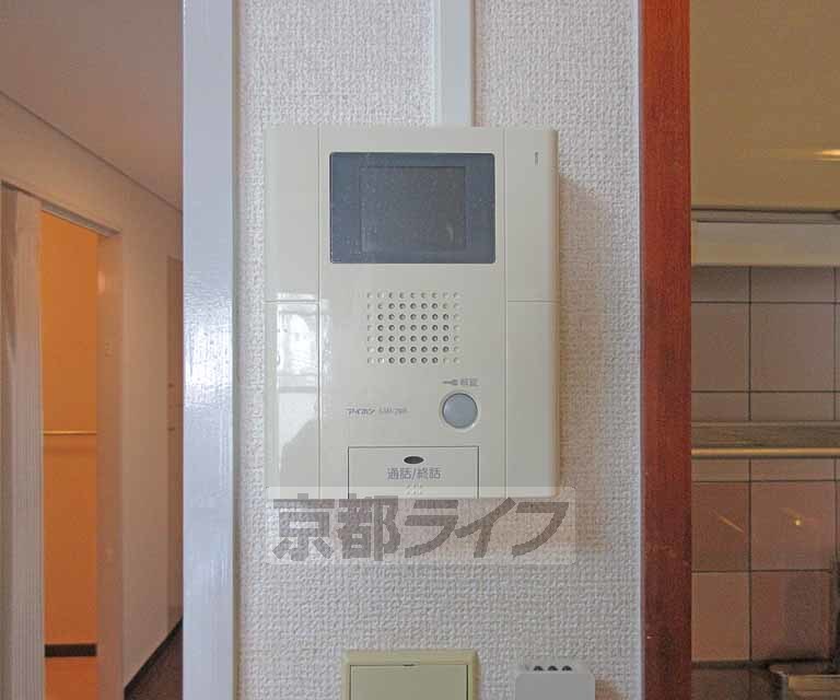 セキュリティ　インターホン付いてます