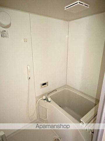 ＪＲ東海道本線 藤枝駅 徒歩16分 3階建 築19年の風呂写真