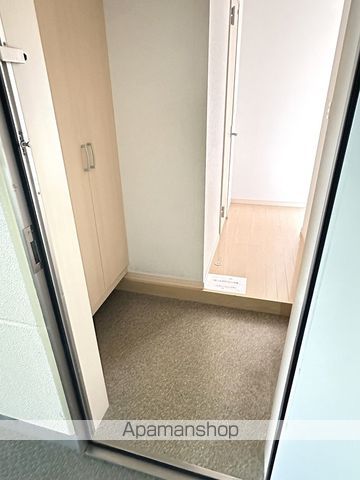 ＪＲ東海道本線 藤枝駅 徒歩16分 3階建 築19年の玄関写真