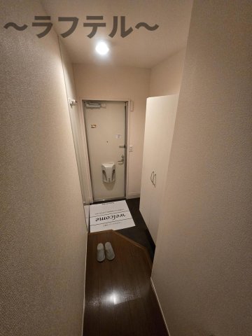 フローラ Iの玄関写真