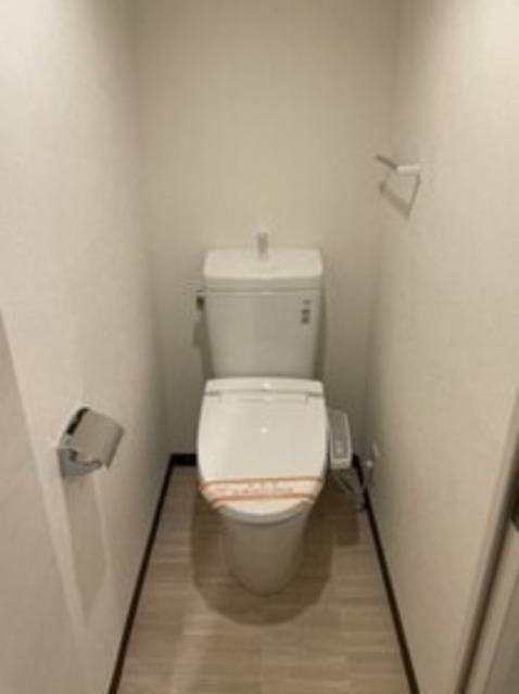 トイレ　別部屋同仕様