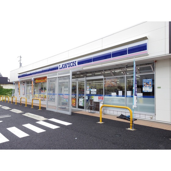 コンビニ　ローソン松本平田東一丁目店（コンビニ）まで675m