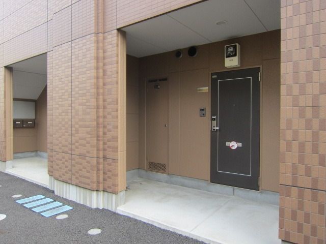 エントランス　★お部屋の入口です★