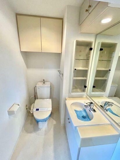洗面設備　※同仕様写真含む