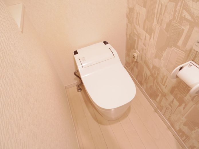 トイレ　シンプルで使いやすいトイレです